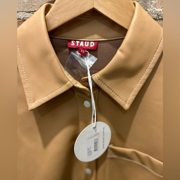 Staud Nwt Lynn Vegan Leather Collared Shirt In Doe Size Xs. - Picture 9 of 11